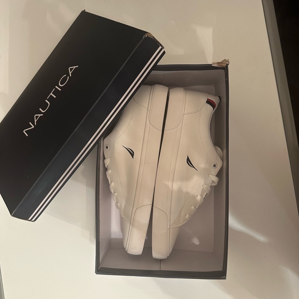 Nautica Men's White Sneakers